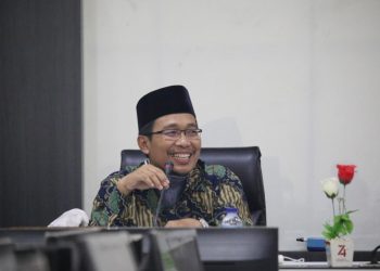 Direktur PD Pontren Waryono