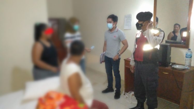 Sepasang kekasih diamankan saat razia pekat Polres Sarolangun. (Foto : istimewa)
