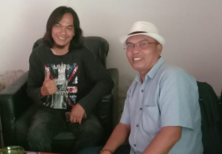 Bakti (kanan) bersama Norman Aliran. (Foto : JMSI Sumut)