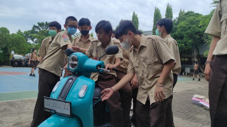 SMA Xaverius 1 Kota Jambi menjadi titik pertama pelaksanaan Fazzio Youth Project (FYP) di Kota Jambi. (Foto : Istimewa)