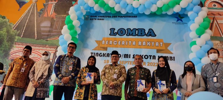 Dukung Literasi Anak, Wawako Maulana Tutup Lomba Cerita Anak. (Foto : Istimewa)