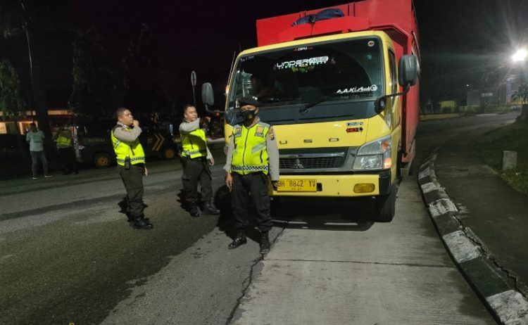 Polda Jambi Tindak 34 Truk Batu Bara Langgar Aturan. (Foto : ist)