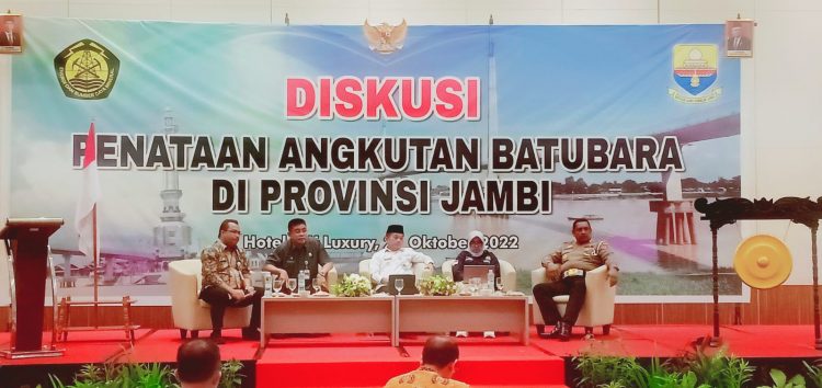 Diskusi penataan angkutan batu bara. (Foto : ist)