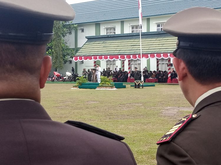 Upacara HUT Ke-77 TNI di Makorem Gapu. (Foto : Rolan - sinarjambi.com)