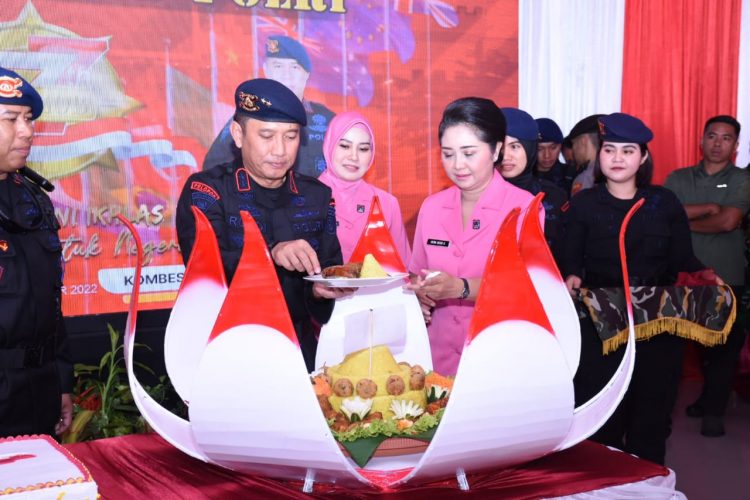 Irjen Rusdi Hartono Hadiri Syukuran HUT Ke-77 Korps Brimob Polri Polda Jambi. (Foto : ist)