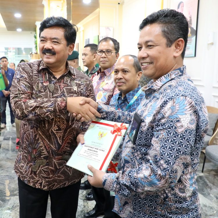 Menteri ATR/Kepala BPN Tindak Lanjuti Penyelesaian Sengketa Pertanahan di Makassar. (Foto : ist)
