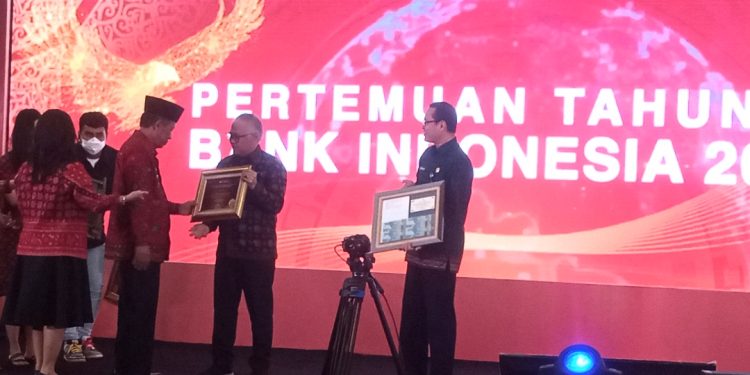 Di Pertemuan Tahunan Bank Indonesia 2022, Wagub Jambi : Terima Kasih Komitmen Membina UMKM. (Foto : Rolan - sinarjambi.com)