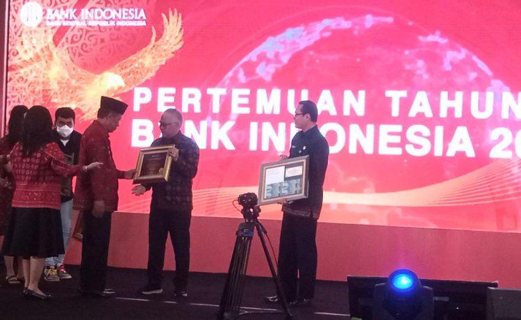 Di Pertemuan Tahunan Bank Indonesia 2022, Wagub Jambi : Terima Kasih Komitmen Membina UMKM. (Foto : Rolan - sinarjambi.com)