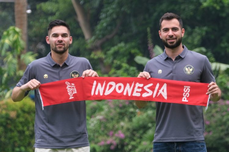 Jordi dan Sandy Tinggal Diambil Sumpah Jadi WNI. (Foto : PSSI)