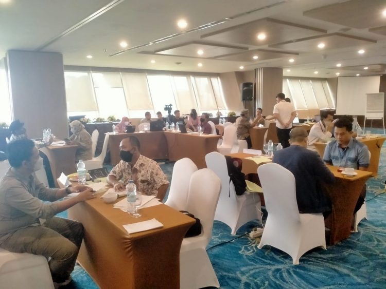 38 Jurnalis FJM Jambi Ikuti Uji Simulasi Rapat Redaksi. (Foto : ist)