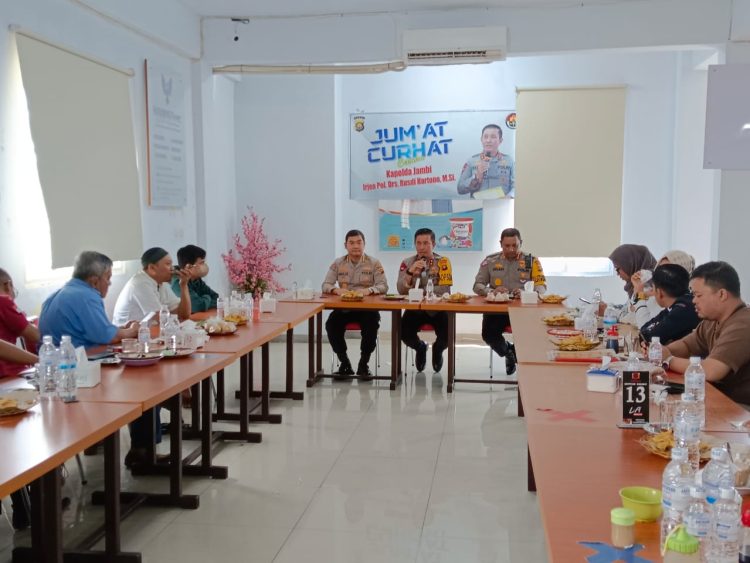 'Jumat Curhat' Polda Jambi Serap Aspirasi Masyarakat. (Foto : ist)