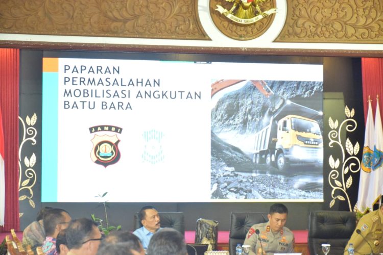 Kapolda Hadiri Rakor Pengendalian Inflasi dan Tindak Lanjut Masalah Angkutan Batu Bara. (Foto : ist)