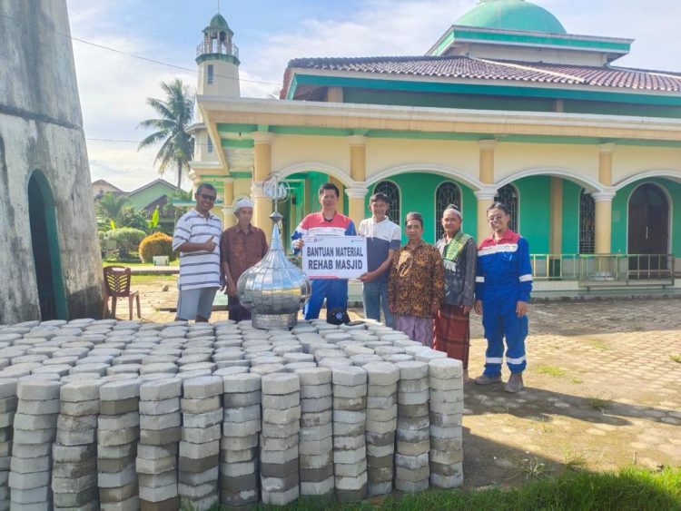 KKKS Pertamina EP Adera Field Serahkan Bantuan Pembangunan Masjid Al-Muttaqin. (Foto : ist)