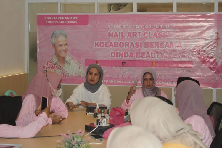 Srikandi Ganjar Gelar Nail Art Class Bareng Dinda Beauty. (Foto : ist)