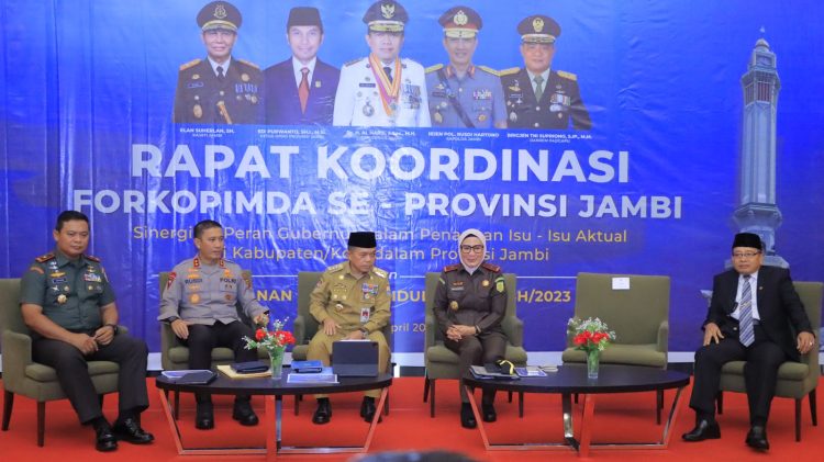 Kapolda Ikuti Rakor Forkompimda Jambi Hadapi Pengamanan Idul Fitri 1444 H. (Foto : ist)