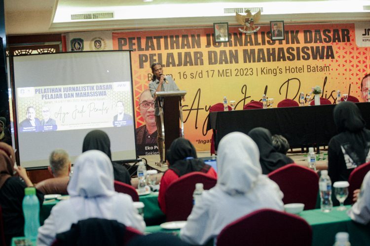 JMSI Bangun Karakter Menulis Tingkat SMA dan Mahasiswa di Batam. (Foto : ist)