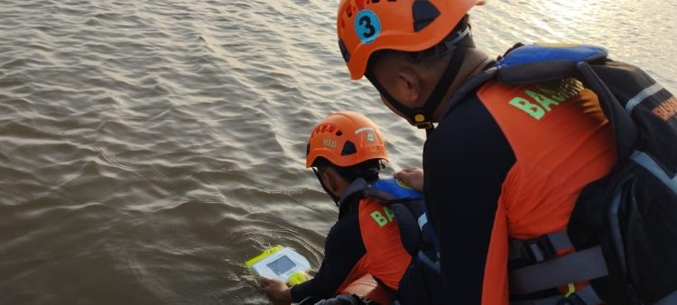 Basarnas Jambi Cari 1 ABK Asal Myanmar Terjatuh dari Kapal di Perairan Tanjung Solok Tanjabtim. (Foto : ist)