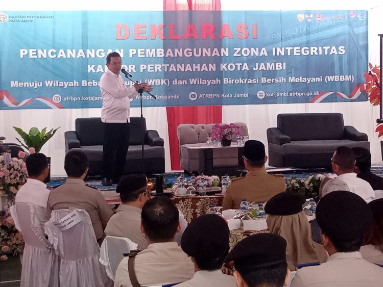 Acara Zona Integritas di Kantah Kota Jambi. (Foto : Rolan - sinarjambi.com)