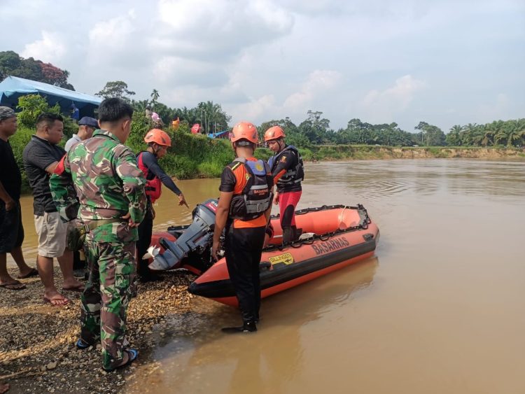 Seorang Bocah Tenggelam Saat Mandi di Sungai Tembesi. (Foto : Basarnas Jambi)