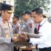 Kapolda Beri Penghargaan Personel Polda Jambi Berprestasi. (Foto : ist)