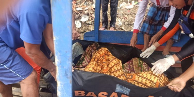 Korban Tenggelam di Sungai Ale Tebo Ditemukan Sejauh 5 Km. (Foto : ist)
