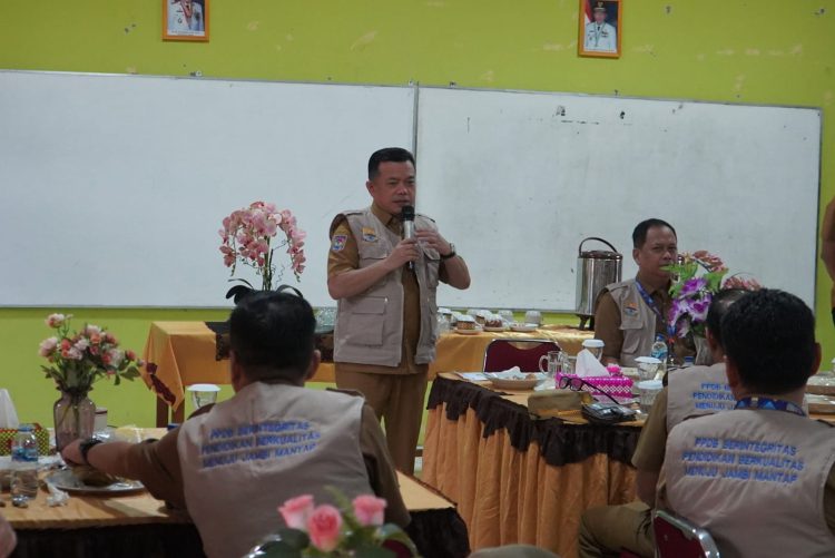 Gubernur Al Haris Harap PPDB Objektif Berdasarkan Kemampuan. (Foto : ist)