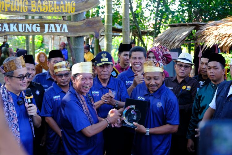 Wagub Sani Harap Kampung Wisata Baselang Bakung Jaya Raih Prestasi Terbaik di Ajang ADWI. (Foto : ist)
