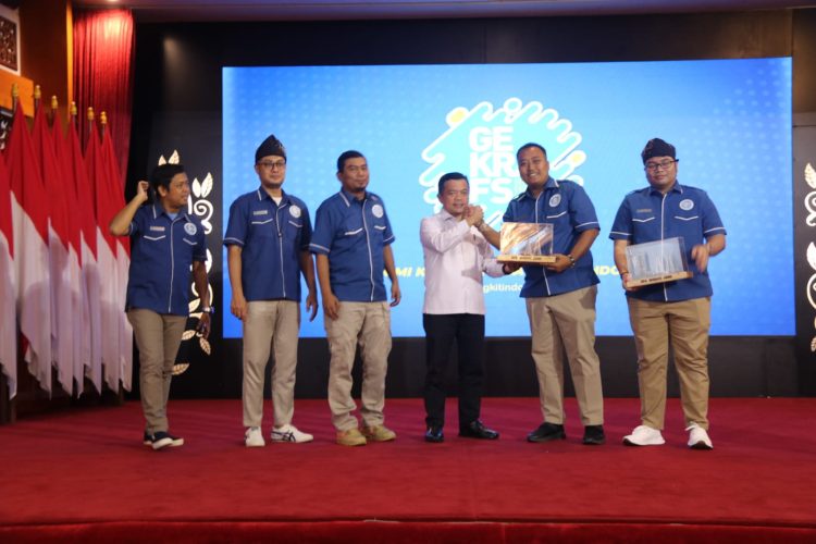 Gubernur Al Haris Siapkan Gerakan Ekonomi Kreatif dan UMKM Provinsi Jambi. (Foto : ist)