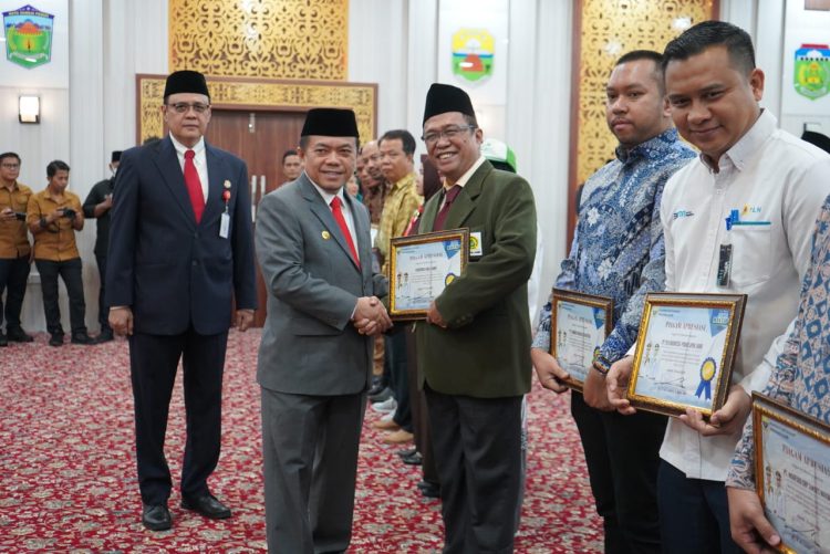 Gubernur Al Haris : Tanamkan Pengetahuan Modern Inovatif Menuju Negara Bersih, Hijau dan Bebas Plastik. (Foto : ist)