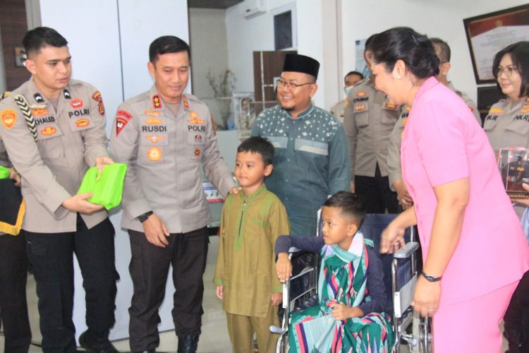 Polda Jambi Gelar Baksos Kesehatan dan Khitan Massal. (Foto : ist)