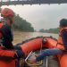 Basarnas Jambi cari korban tenggelam di sungai Batang Asai. (Foto : ist)