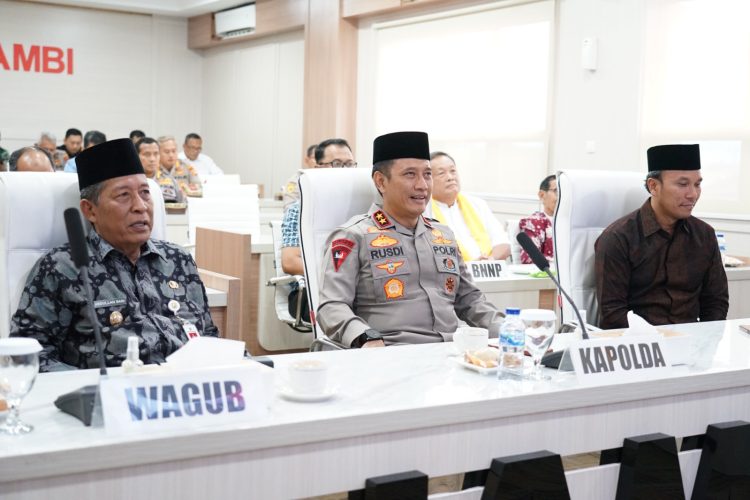 Kapolda Jambi Ikuti Doa Bersama Lintas Agama HUT Ke-77 Bhayangkara. (Foto : ist)