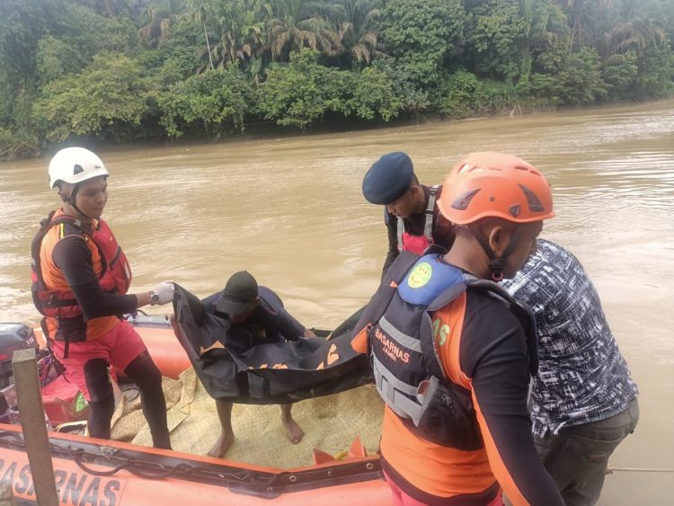 Kakek yang Tenggelam di Sungai Merangin Ditemukan Sejauh 15 Km. (Foto : ist)