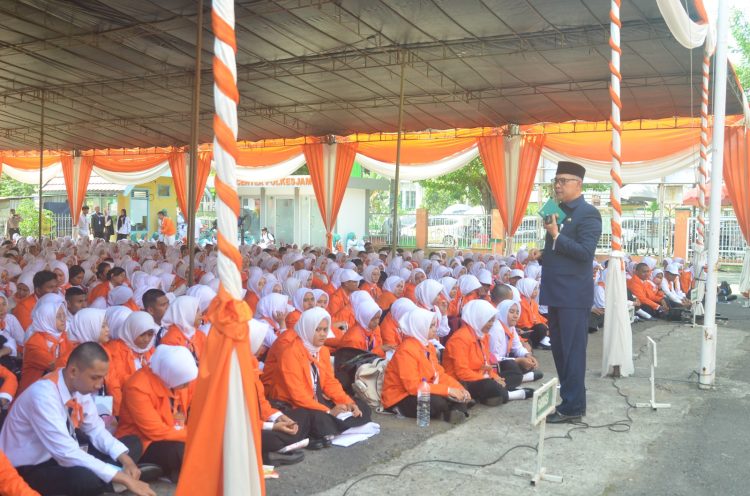 Fasha Ajak Mahasiswa Bangun Kemajuan Masa Depan Jambi. (Foto : ist)