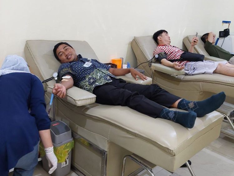 Langkah Nyata BPJS Kesehatan Peduli Sesama Melalui Donor Darah. (Foto : ist)