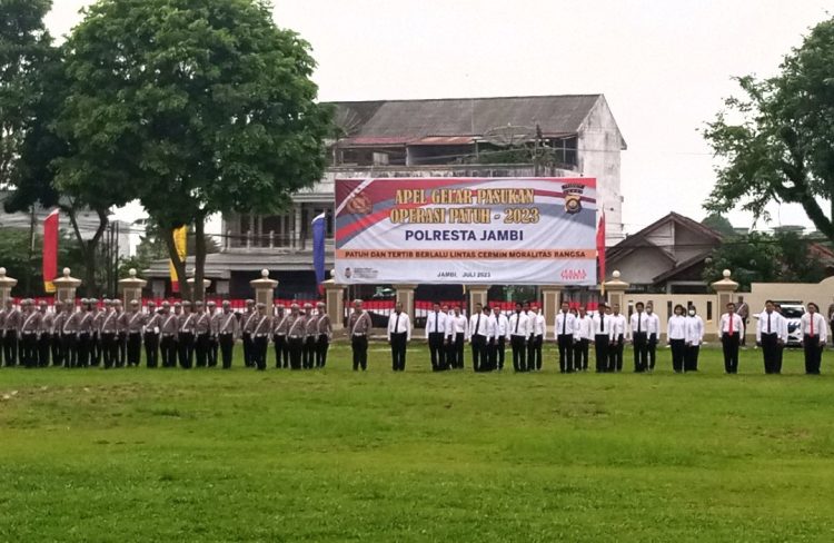 Gelar Operasi Patuh 2023, Polresta Jambi Kerahkan 500 Personel. (Foto : Rolan - sinarjambi.com)