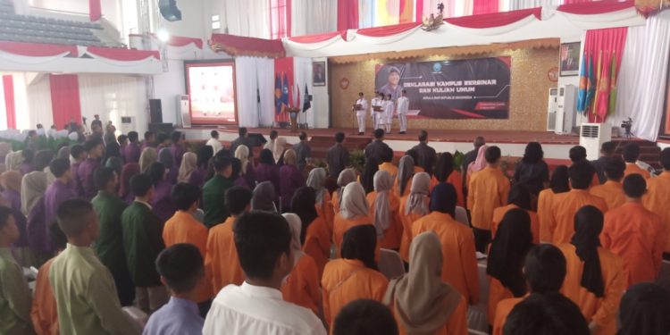 Pembacaan deklarasi Kampus Bersinar di Unja. (Foto : Rolan - sinarjambi.com)