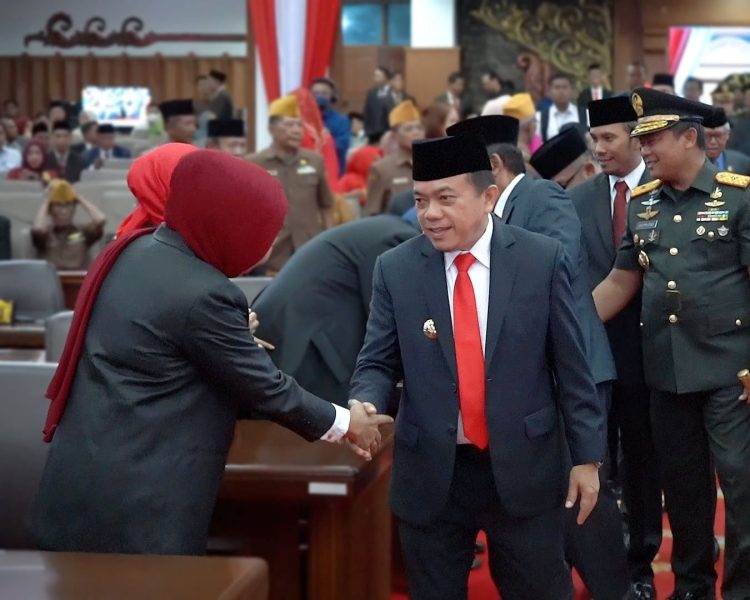 Gubernur Al Haris Ikuti Pidato Kenegaraan Presiden Penyampaian Nota Pengantar RAPBN 2024. (Foto : ist)