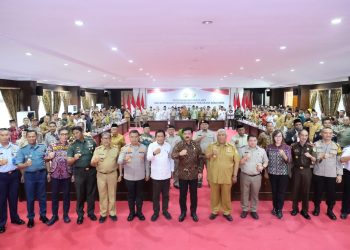 Selamatkan Aset Negara, Menteri ATR/Kepala BPN Serahkan 260 Sertipikat di Sulteng. (Foto : ist)