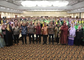 OJK Luncurkan Sicantiks Sahabat Ibu Cakap Literasi Keuangan Syariah. (Foto : ist)