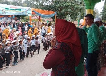 Wabup Nilwan Yahya Lepas Pawai Hari Anak Nasional Ke-39 di Dikbud Merangin. (Foto : ist)