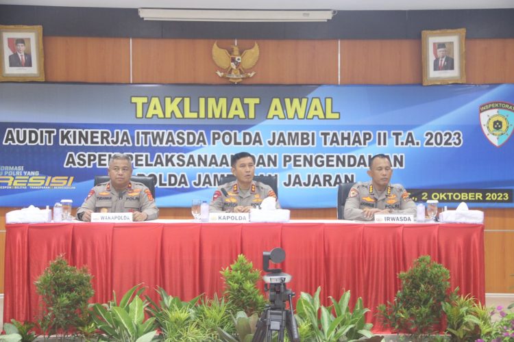 Irjen Rusdi Hartono Buka Taklimat Awal Audit Kinerja Itwasda Polda Jambi. (Foto : ist)