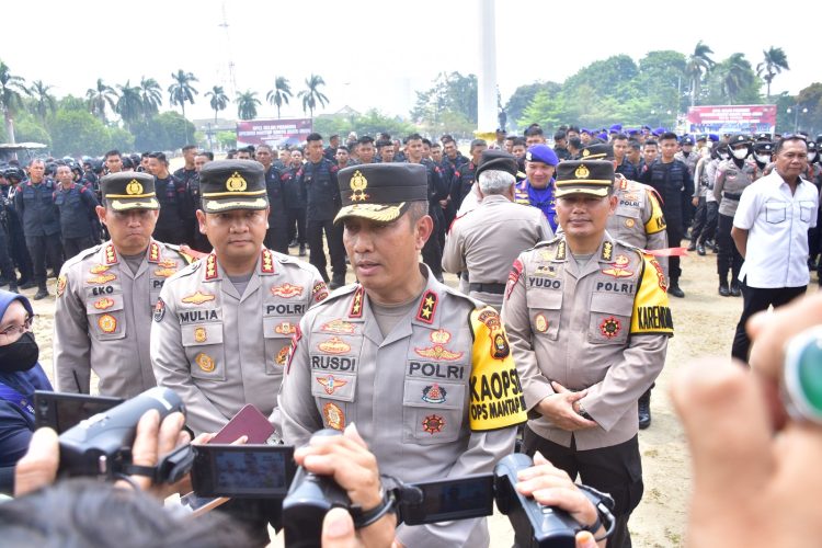 Polda Jambi Gelar Simulasi Pengamanan Persiapan Operasi Mantap Brata 2023-2024. (Foto : ist)