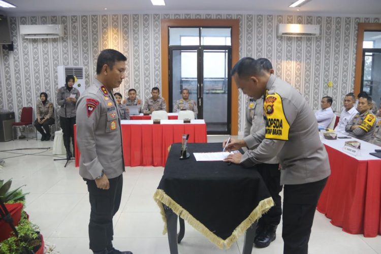 Irjen Rusdi Hartono Pimpin Taklimat Akhir Kinerja Itwasda Polda Jambi Tahap II 2023. (Foto : ist)