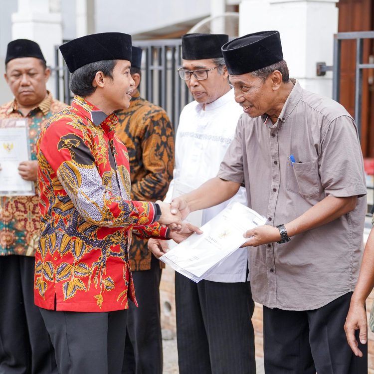 Pastikan Aset Umat Miliki Kepastian Hukum. (Foto : ist)