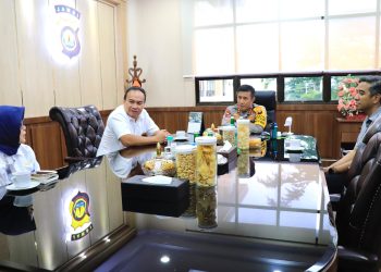 Kapolda Jambi Tegaskan Dukungan Ke Bulog Salurkan Sembako. (Foto : ist)