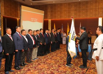 Hadi Tjahjanto Lantik Pengprov FORKI Kalteng Masa Bakti 2023-2027. (Foto : ist)