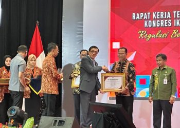 Kanwil Kemenkumham Jambi Raih Peringkat I Anugerah Legislasi Tahun 2023. (Foto : YE)