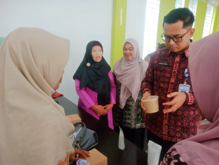 Sosialisasi Ekonomi Kerakyatan Pemkot Jambi Sasar UMKM Kecamatan Kotabaru. (Foto : ist)
