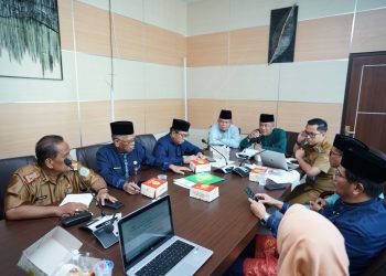 Sekda A Ridwan pimpin rapat penanganan inflasi kota Jambi. (Foto : ist)